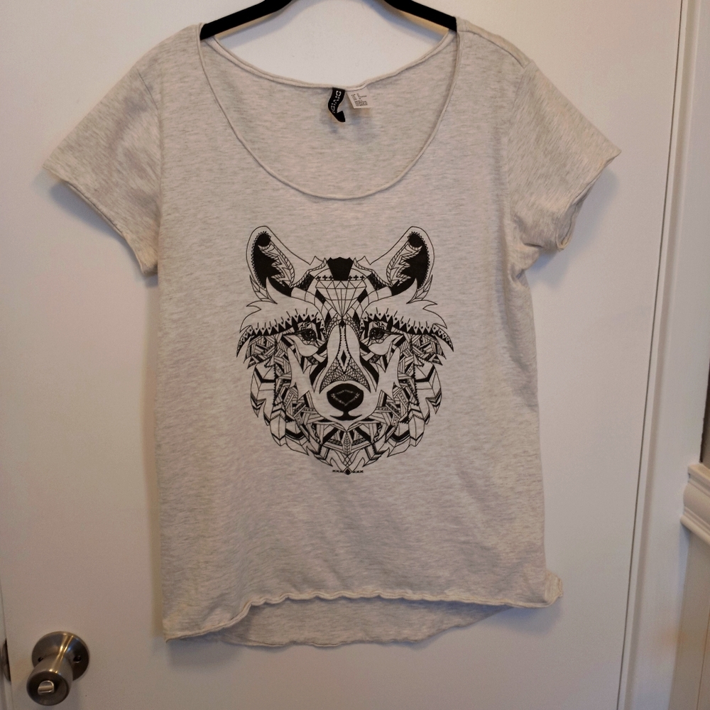 Light Gray Graphic T Shirt